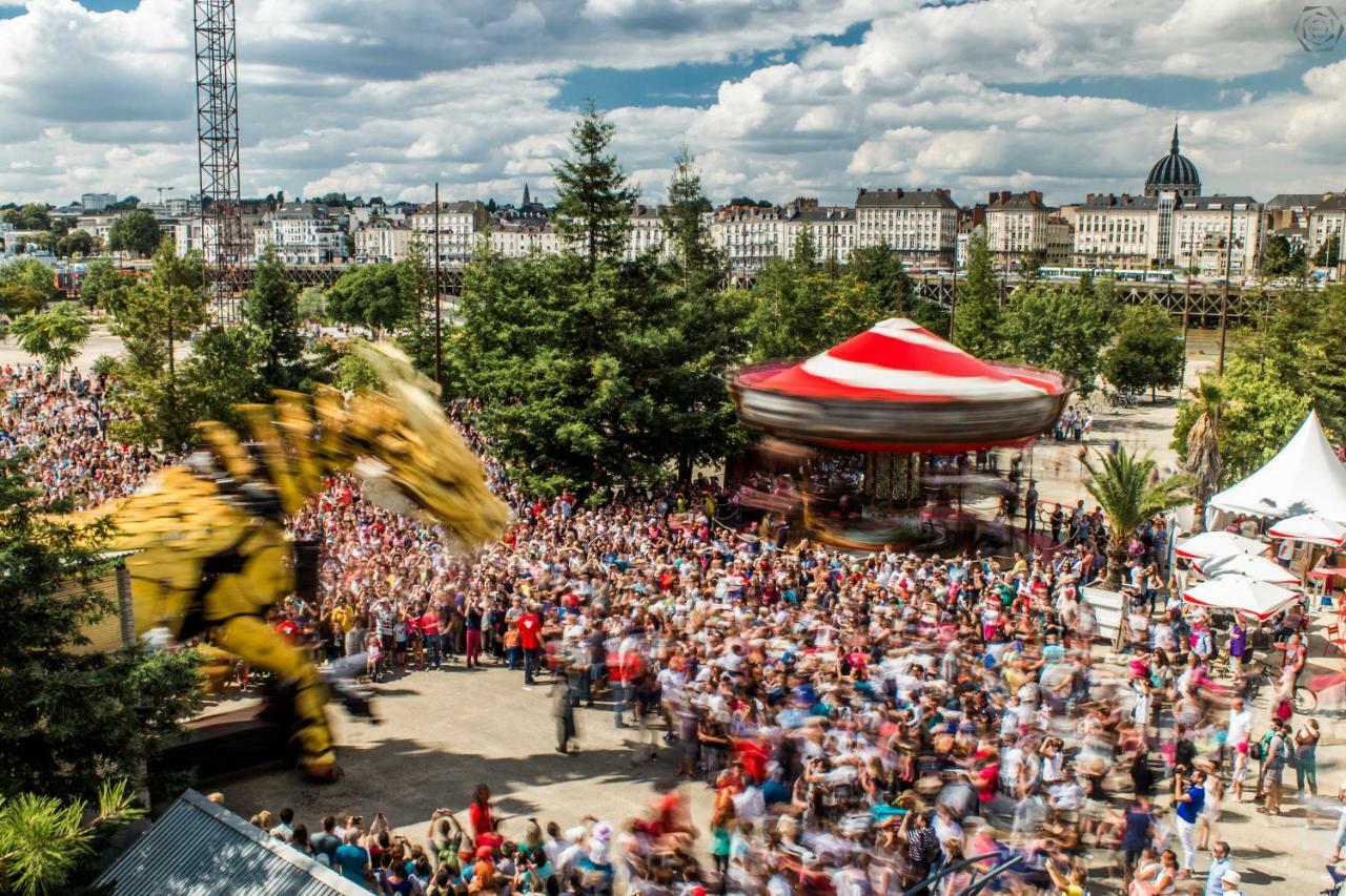 De L'elephant
